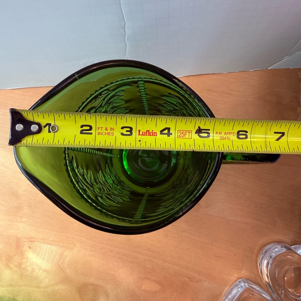 Vintage California Beaded Grape Pressed Green Glass Pitcher and 4 Glasses 8oz - Picture 5 of 11